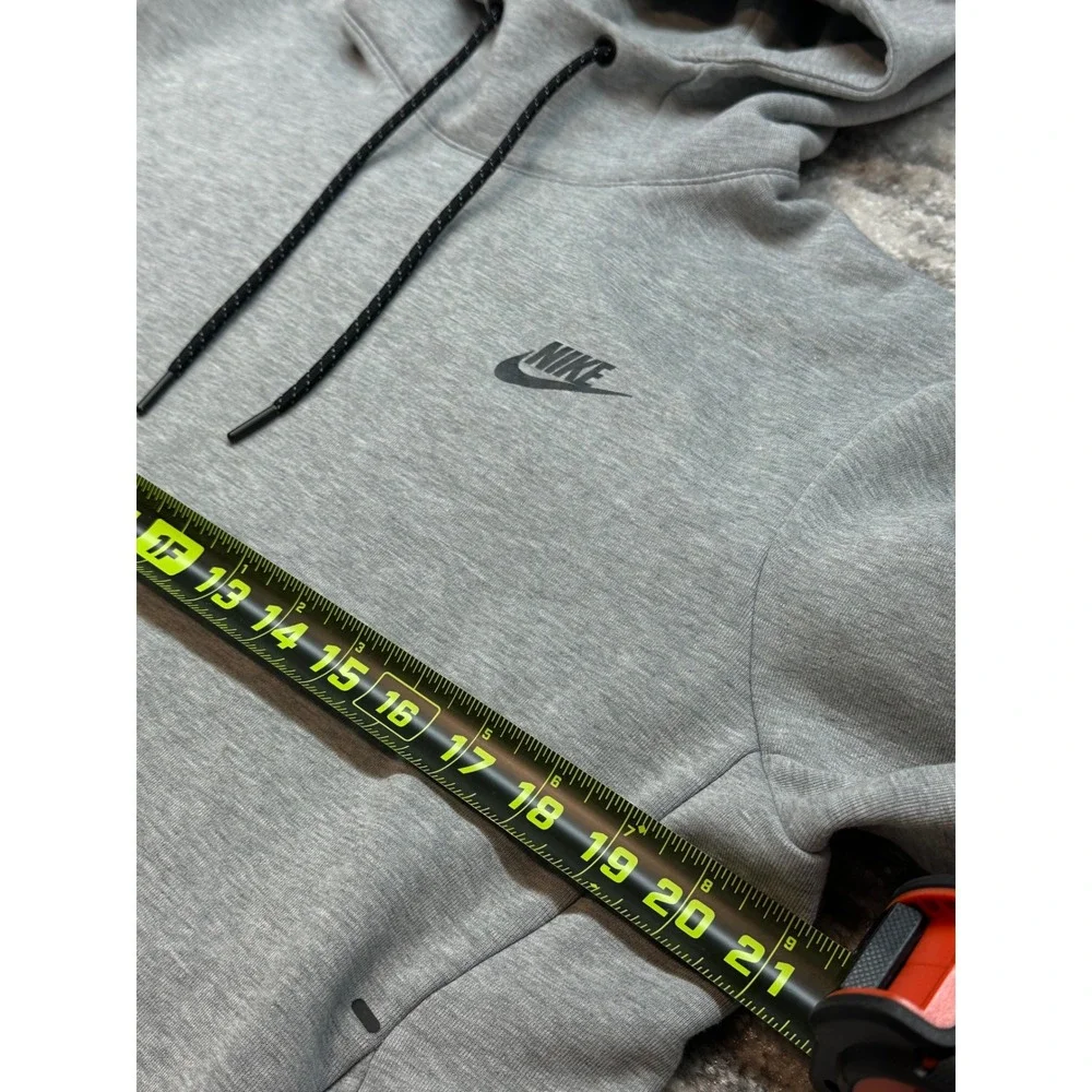 Nike Tech Fleece Hoodie Mens Size M Gray DD5174-063 Pullover Sweatshirt